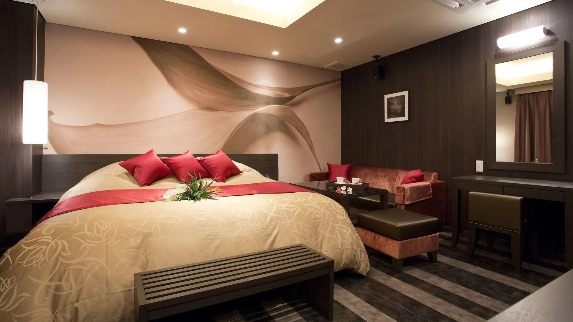 Hotel And Spa Lotus Modern (Adults Only) Kyoto