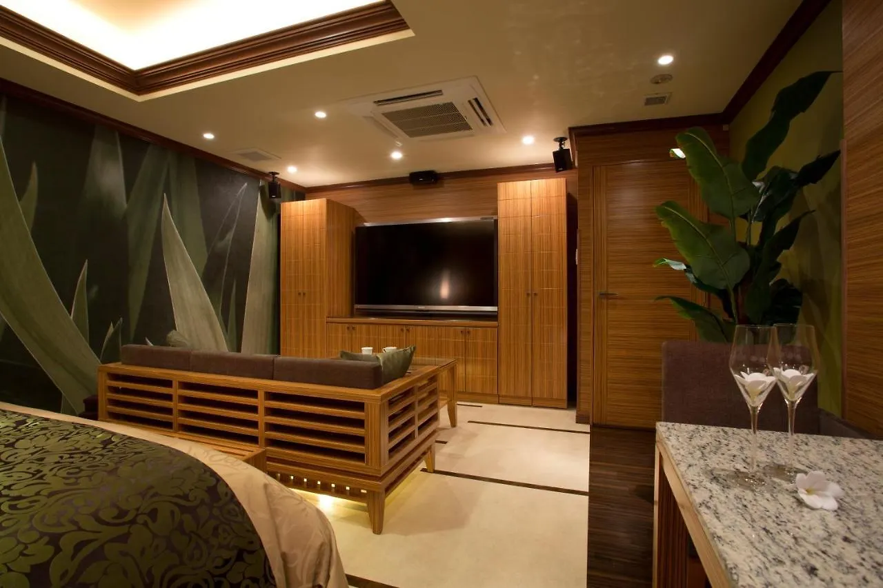 Hotel And Spa Lotus Modern (Adults Only) Kyoto