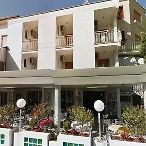 https://hotel-vienna-gatteo-a-mare.emilia-romagnahotels.net