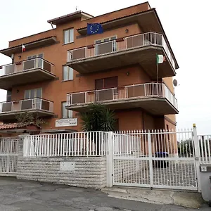 https://ottavia-paolina.it-romehotels.com