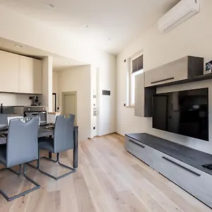 https://aparthotel-santorsola.emilia-romagnahotels.net