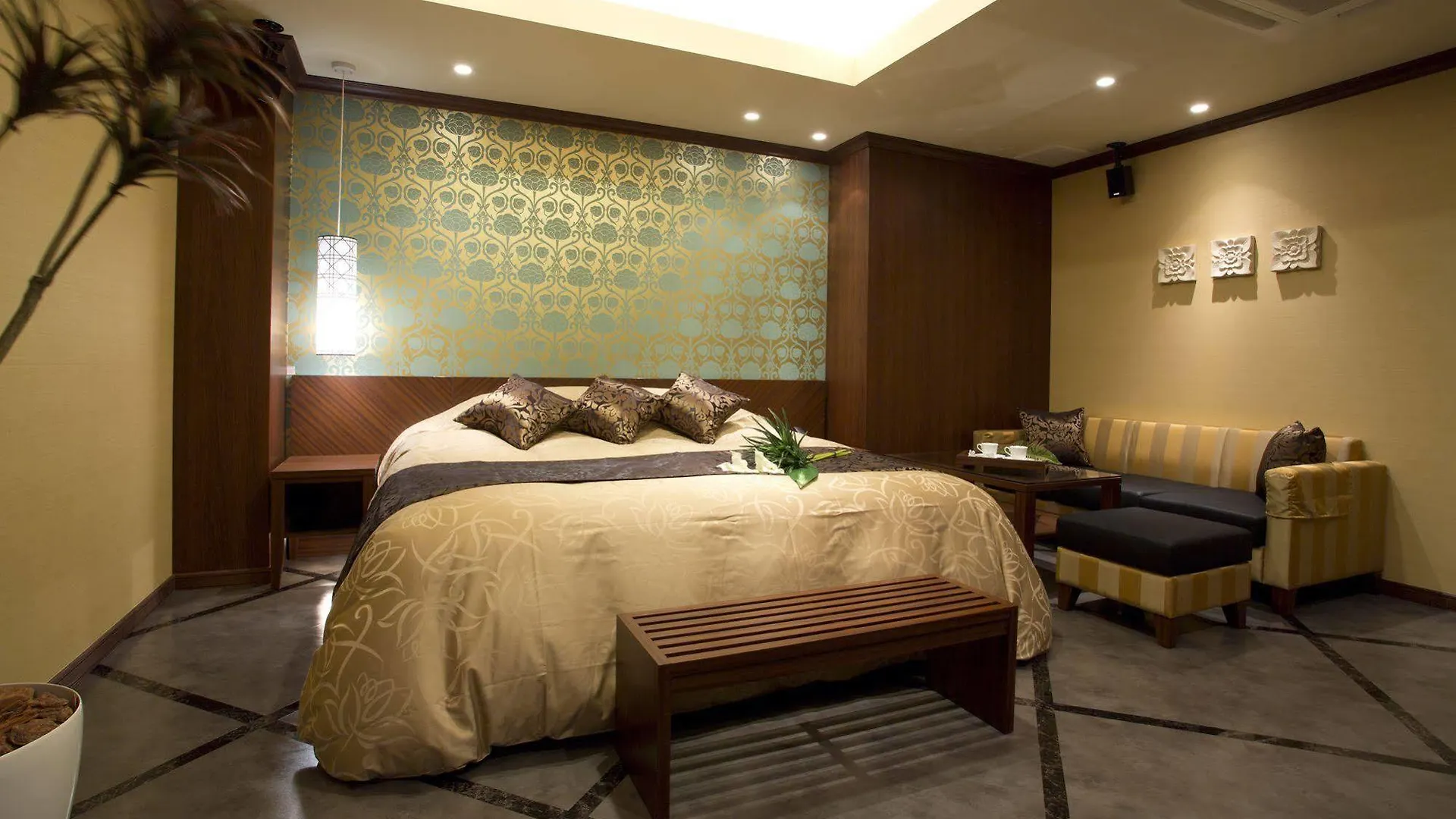 Hotel And Spa Lotus Modern (Adults Only) Kyoto 2*,