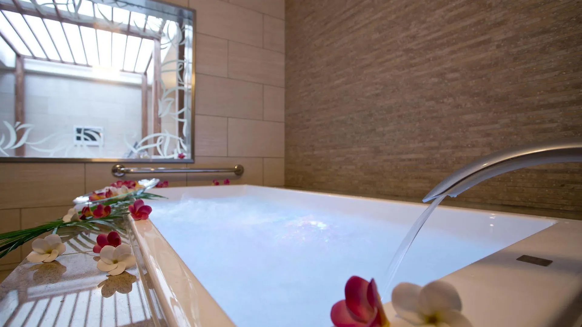 Hotel And Spa Lotus Modern (Adults Only) Kyoto Japan